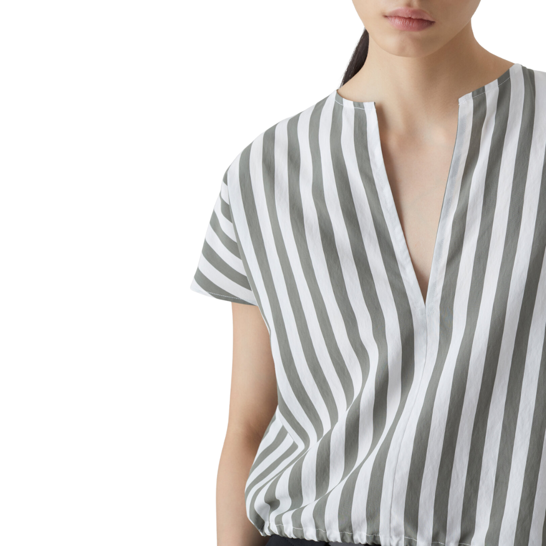 Closed Cropped Striped Blouse