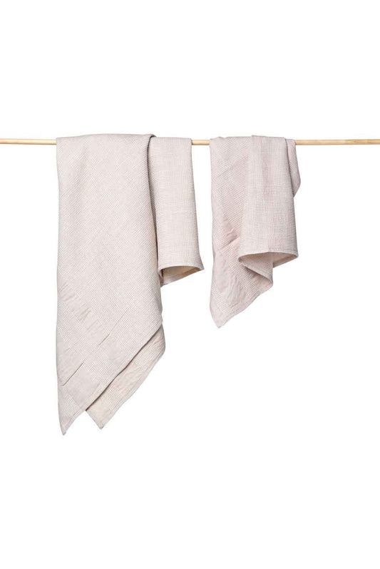 Bloom & Give Cabo Hand Towel