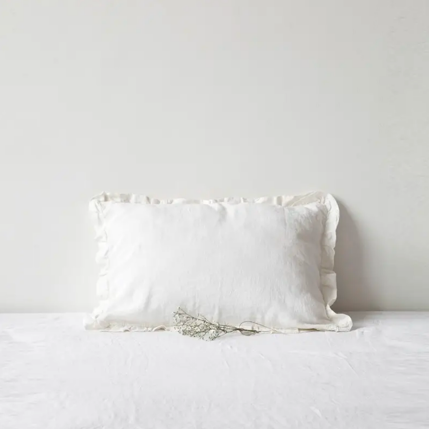 Linen Tales Frilled King Pillowcase